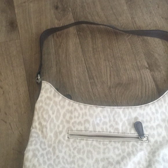 Purses - Picture 3 of 7